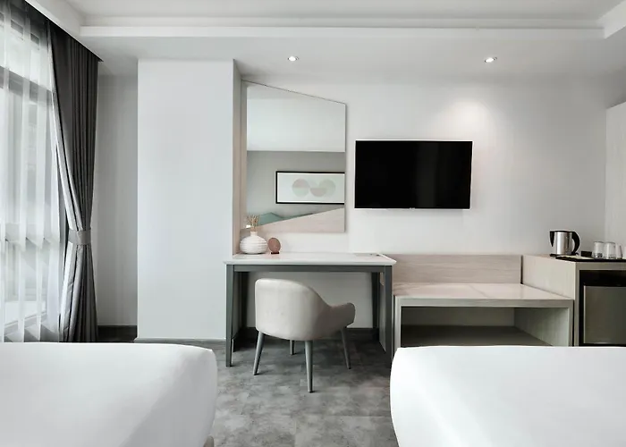 Livable Hotel 4*