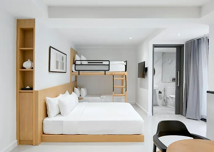 Livable Hotel 4*